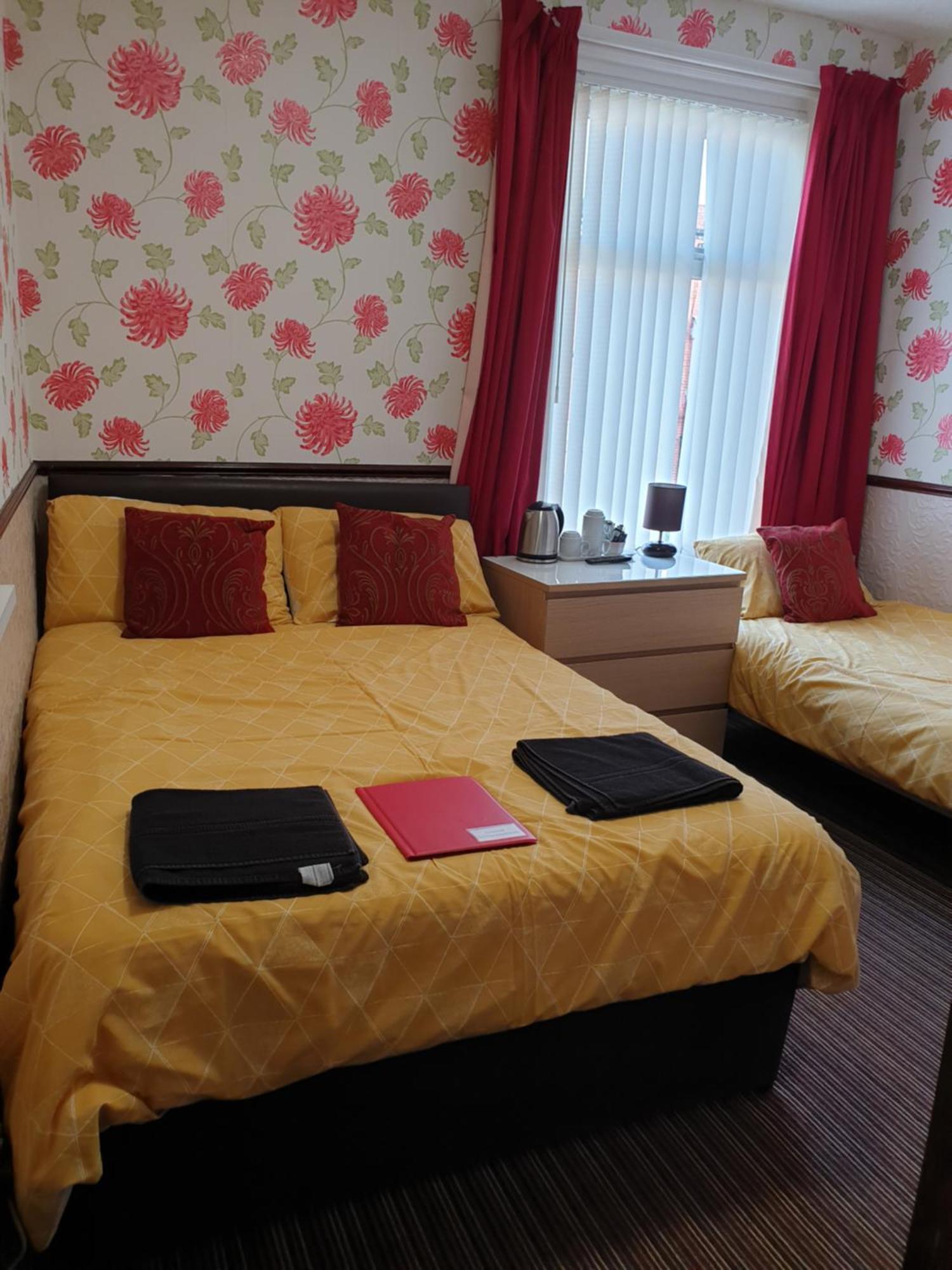 Bianca Guesthouse Блэкпул Экстерьер фото